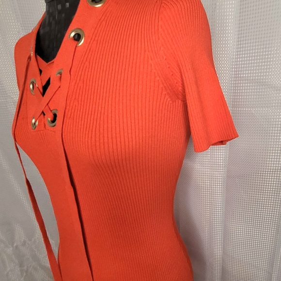 Dress - Picture 3 of 6